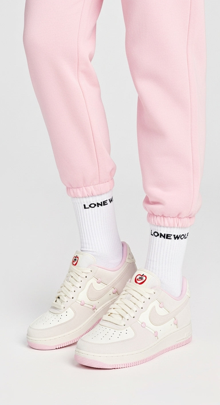 AIR FORCE 1 LOW VALENTINE'S DAY 2025